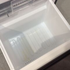 （9/25受渡済）JT9396【Panasonic/パナソニック 2ドア冷蔵庫】2019年製 NR-B14BW-T 家電 キッチン 冷蔵冷凍庫 右開き 138L