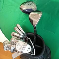 キャディーバッグとアイアンセット