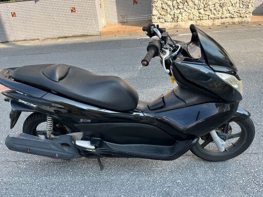 ホンダPCX125黒　8.3万円