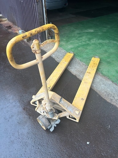 手動ハンドリフト2トンクラス中古
