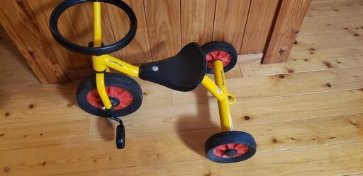 三輪車 Tricycle