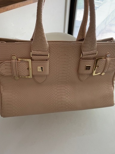 サマンサタバサ　トートバッグ　ベージュ　美品　パイソン柄