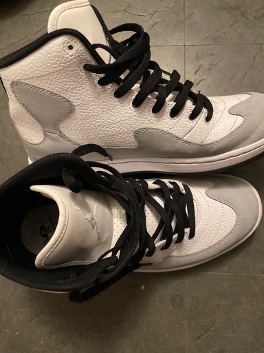 NIKEジョーダンスニーカー