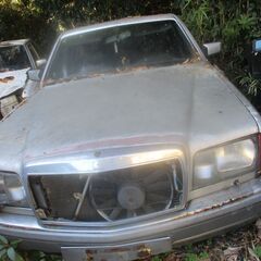 メルセデス―ベンツ126-560SELリサイクル部品取り車