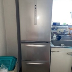 2019年製 3ドア冷蔵庫 Panasonic NR-C370C