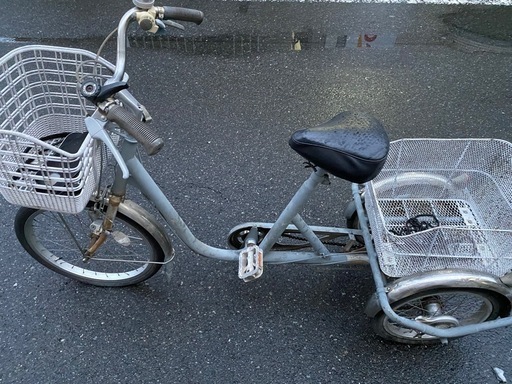 昭和レトロ、落ち着いた　3輪自転車ヴィンテージ