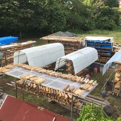 【今月のお彼岸位迄になります】🌸桜🌸100%の乾燥した薪(30㎝程度)は如何ですか!! 【軽トラ一台分です】　　　　　おまけで形や長さが異なる薪を差し上げます