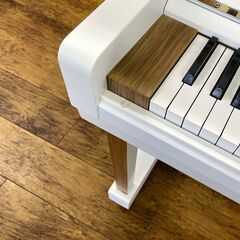 リフレッシュ済み中古ピアノ　カワイNo20 白オリジナル仕上/木目装飾　新品コルグ消音キット付