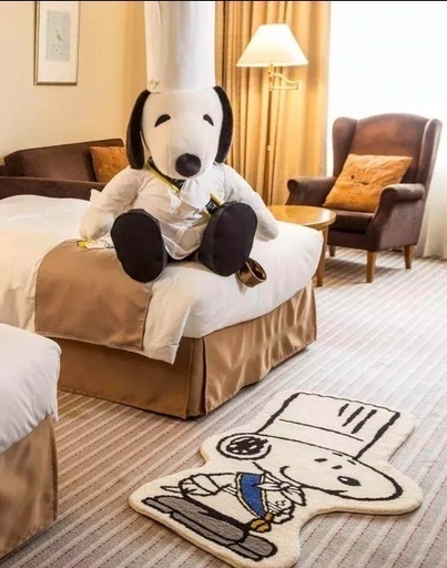 スヌーピー　超特大ぬいぐるみ　SNOOPY 帝国ホテル