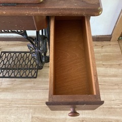 足踏みミシン(シンガー)