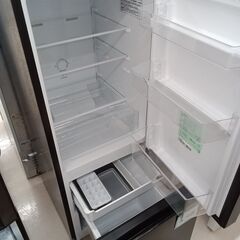 ★ジモティ割あり★ Hisense 冷蔵庫 AT-RF160-BK 162L 22年製 動作確認／クリーニング済み TC4664