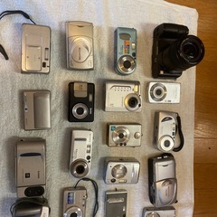 ジャンク品人気メーカーのデジタルカメラ22台セット ジャンク品人気メーカーのデジタルカメラ22台セット