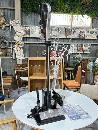 HITACHI 日立】コードレスクリーナー PV-BL30H 2021年 パワかるスティック LED ゴミくっきりライト シャンパンゴールド
