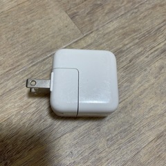 iPhone 充電器