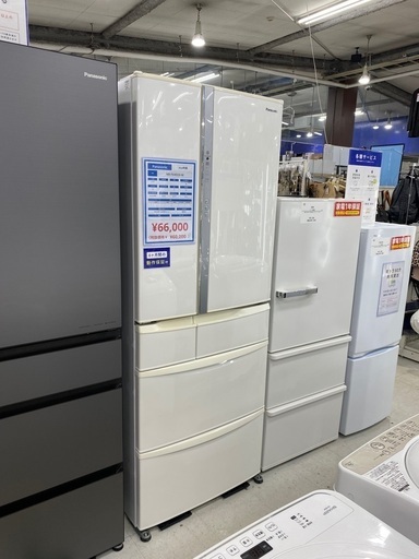 Panasonic(パナソニック) 6ドア冷蔵庫 NR-FV45S3-W 2018年製
