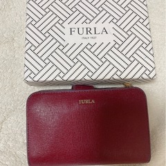 FURLA二つ折り財布