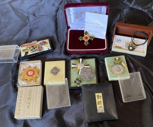 大日本帝国・勲章 バッジ 記念章 昭和レトロ 軍隊　海軍　陸軍　空軍　昭和・明治・大正・本物・時代品