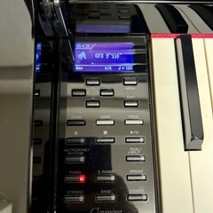 地域限定配送有り　YAMAHAヤマハ 電子ピアノ 〈Clavinova〉CLP-585PE　2015年製