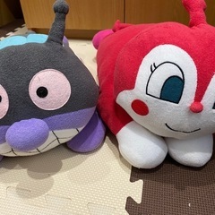 【受け渡し完了】バイキンマン、ドキンちゃん、ぬいぐるみ（アンパンマン）