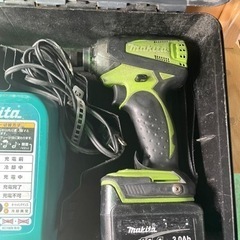 マキタ　インパクトドライバー　緑