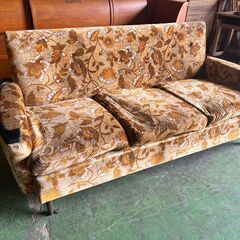 ｟５｠３人掛けソファ　　アンティーク　レトロ