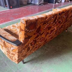 ｟５｠３人掛けソファ　　アンティーク　レトロ