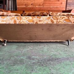 ｟５｠３人掛けソファ　　アンティーク　レトロ