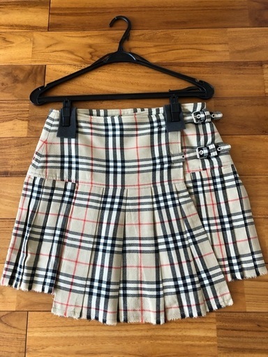 ご自宅まで0円配送美品✨バーバリースカート高級クリーニング済