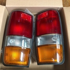 ランクル80ランプ部品