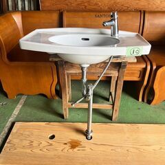 ｟１０｠壁掛け洗面器　　