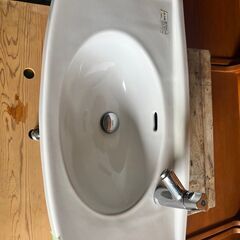 ｟１０｠壁掛け洗面器　　