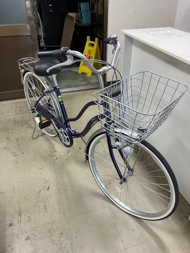 取引場所 南観音 K2408-796 あさひ CASULY 26インチ自転車 ６段変速 中古美品 タイヤには空気が入っていません。 こちらではタイヤの空気は入れる事ができません。 取引場所 南観音 K2408-796 あさひ CASULY 26インチ自転車 6段変速