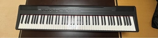 鍵盤楽器、ピアノ YAMAHA P105