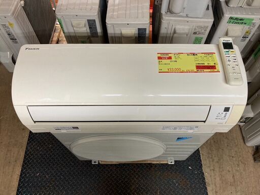 K05589　中古エアコン ダイキン 2019年製 主に6畳用 冷房能力 2.2KW / 暖房能力 2.2KW