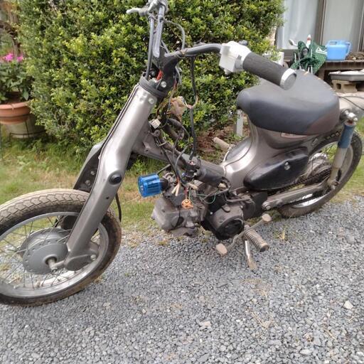 ホンダｆｉカブ実働！セル付き4速。
