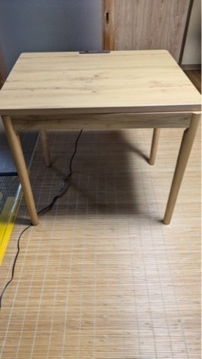 ほぼ新品　コタツ　布団付き