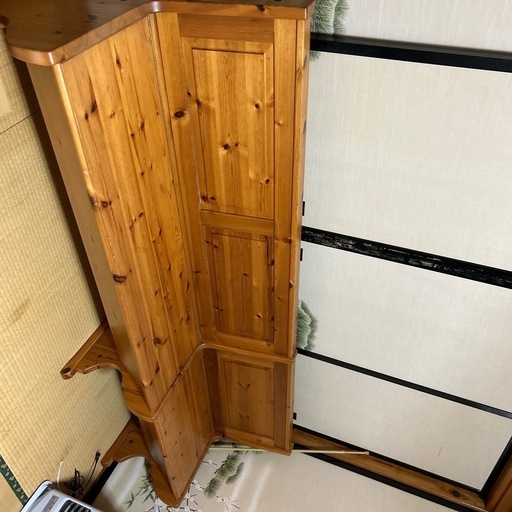 長いベンチ
