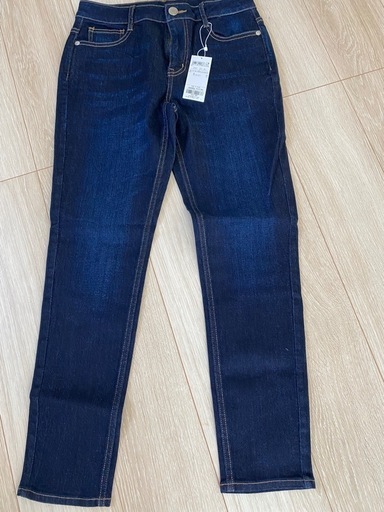 新品 組曲 ストレッチデニムパンツ 定価16500円
