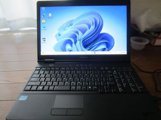 15.6型ノートPC　東芝　Dynabook Satellite B551/D