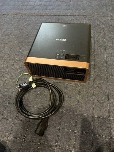 【美品】天井投影可 EPSON　EF-100B