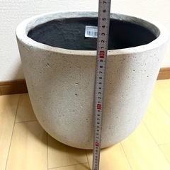 　新品・未使用　セメント鉢
