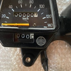 ヤマハ TW200 スピードメーター＆パイロットボックス ブラケット付