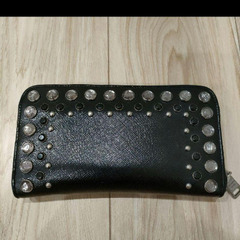 PRADA スタッズ　ビジュー　長財布