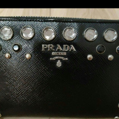PRADA スタッズ　ビジュー　長財布