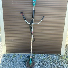 マキタ 充電式草刈機 MUR143UD 14.4V