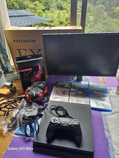 早い者勝ち　PS4～ﾌﾟﾚｽﾃ4 ｽﾀｰﾀｰPack　ﾓﾆﾀｰ\u0026ﾍｯﾄﾞﾚｽﾄ付き
