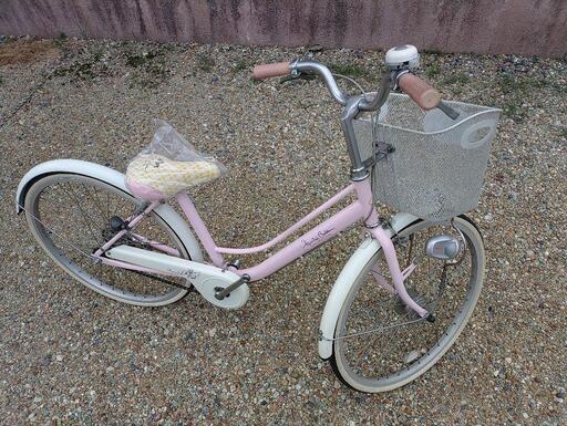 新古品　子供用自転車　24インチ　ピンク