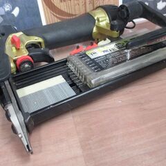 HiKOKI ハイコーキ NT55HM2 高圧釘打ち機 中古品 ケース/保護メガネ/説明書付き 【ハンズクラフト宜野湾店】 高圧仕上釘打機：NT55HM2