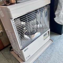 はな☆はなさま　2021 石油ストーブ カベック ホワイト KSH-483KLA はな☆はなさま 2021 石油ストーブ カベック ホワイト KSH-483KLA はな☆