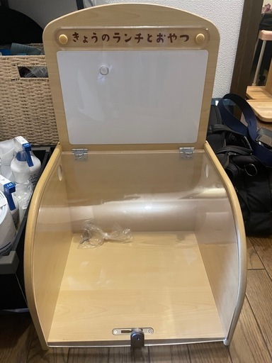 給食展示ケース